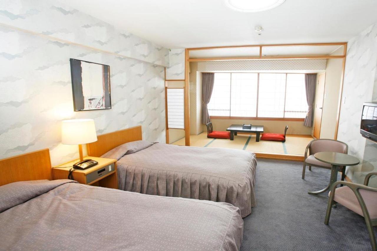 Hotel Ravie Kawaryo Ито Екстериор снимка